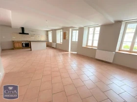 Maison à Festieux