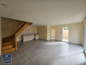 Maison à Cissé
