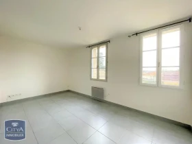 Appartement à Saint-Médard-De-Guizières