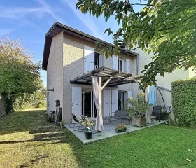 Maison à Saint-Étienne-de-Saint-Geoirs