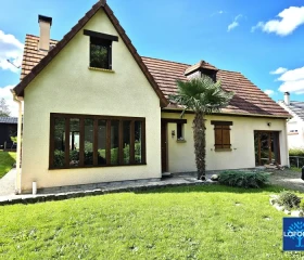 Maison à Écaquelon