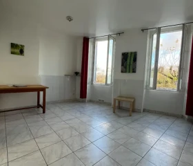 Studio à Saintes
