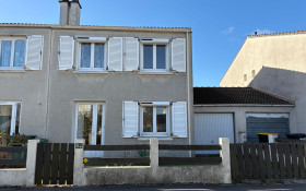 Maison à Magny-les-Hameaux