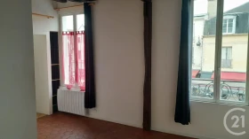 Studio à Nemours