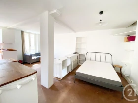 Studio à Sèvres