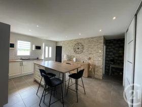 Maison à Pezens