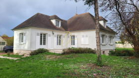 Maison à Houx