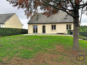 Maison à Rougé