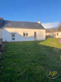 Maison à La Chapelle-Launay