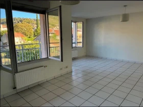 Appartement à Condrieu