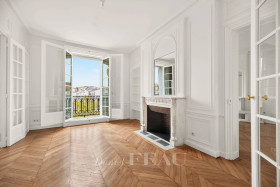 Appartement à Paris 17ème