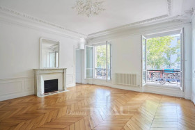 Appartement à Paris 15ème