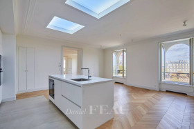 Appartement à Paris 8ème