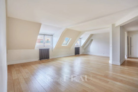 Appartement à Paris 16ème