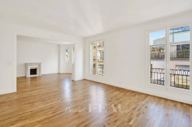 Appartement à Paris 16ème