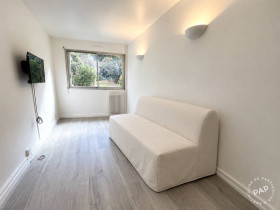 Studio à Neuilly-sur-Seine