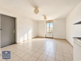Studio à Mâcon