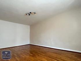 Appartement à Ars-Sur-Moselle