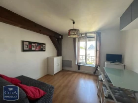 Studio à Chartres