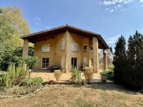 Appartement à Eycheil