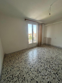Studio à PERPIGNAN