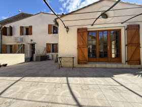 Maison à Leuc