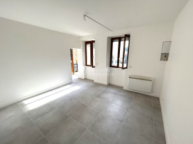 Maison à Le Mesnil-le-Roi