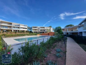 Appartement à Roquebrune-Sur-Argens