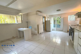 Appartement à Saint-Geniès-des-Mourgues