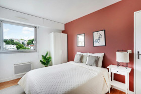 Chambre à Issy-les-Moulineaux