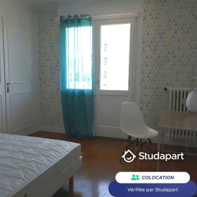 Chambre à Saint-Étienne
