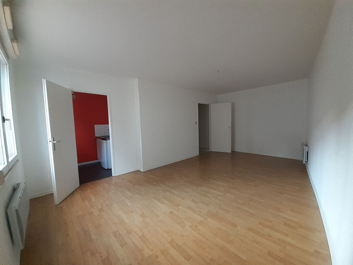 Voir la photo 1/9 du type apartment à Nancy