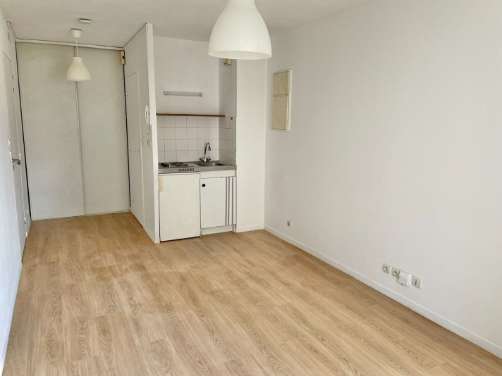 Voir la photo 1/4 du type studio à Nantes
