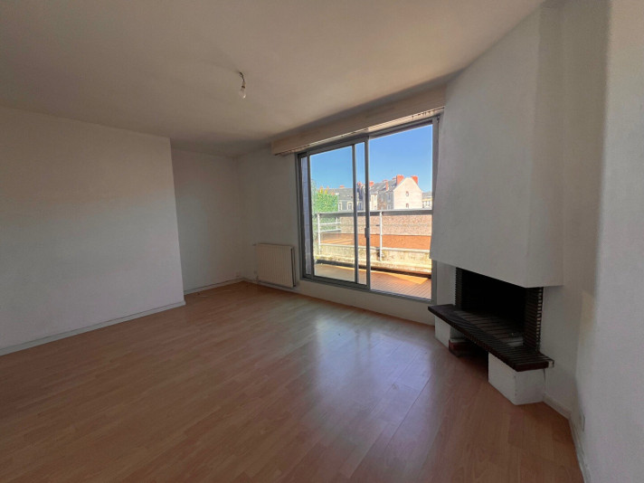 Voir la photo 1/3 du type apartment à Nantes