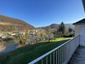Appartement à Pont-de-Roide-Vermondans