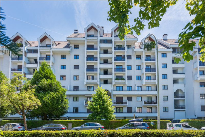Voir la photo 1/13 du type apartment à Annecy