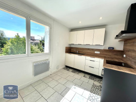 Appartement à Dunières