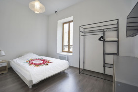 Pièce à Reims