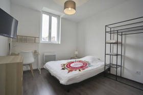 Pièce à Reims