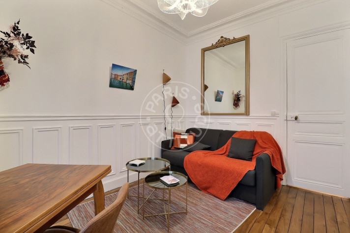 Voir la photo 1/5 du type apartment à Paris