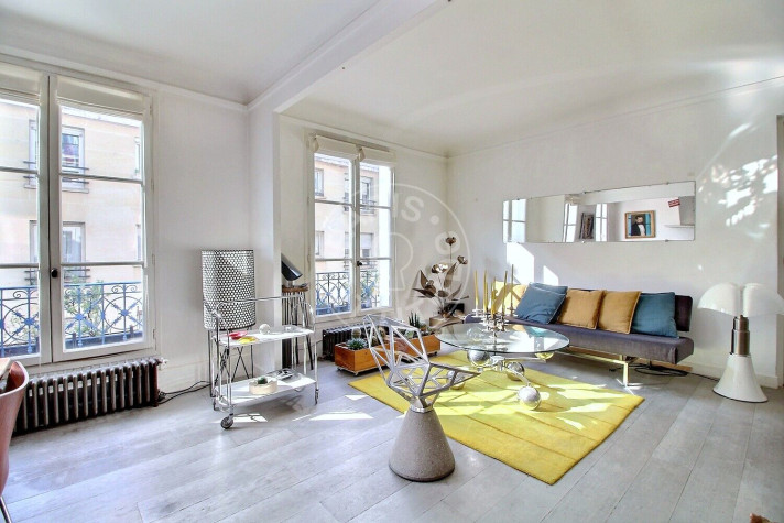 Voir la photo 1/5 du type apartment à Paris