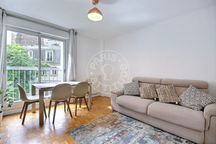 Voir la photo 1/5 du type apartment à Paris