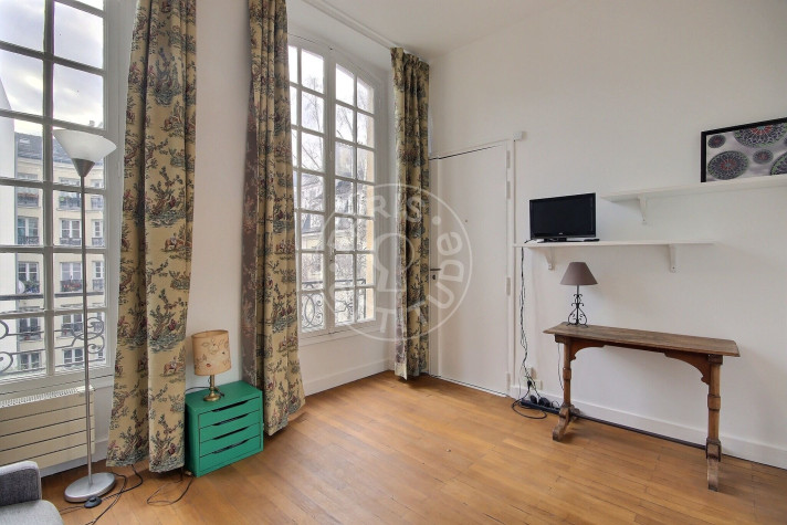 Voir la photo 1/5 du type studio à Paris