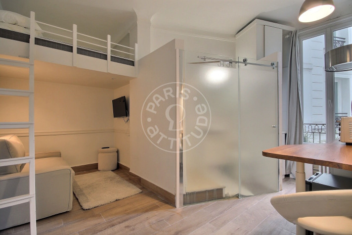 Voir la photo 1/5 du type apartment à Paris