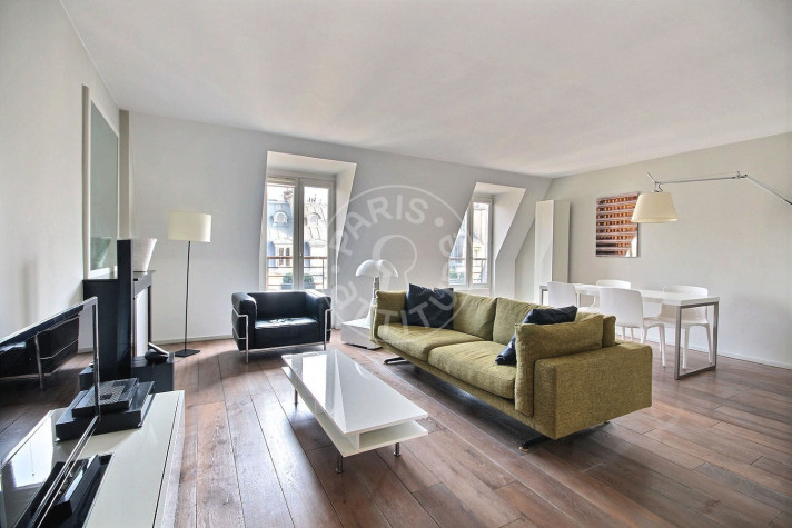 Voir la photo 1/5 du type apartment à Paris