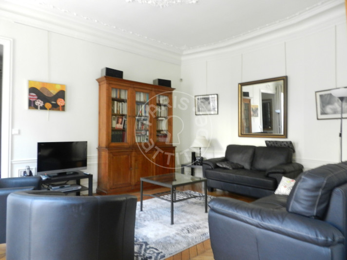 Voir la photo 1/5 du type apartment à Paris