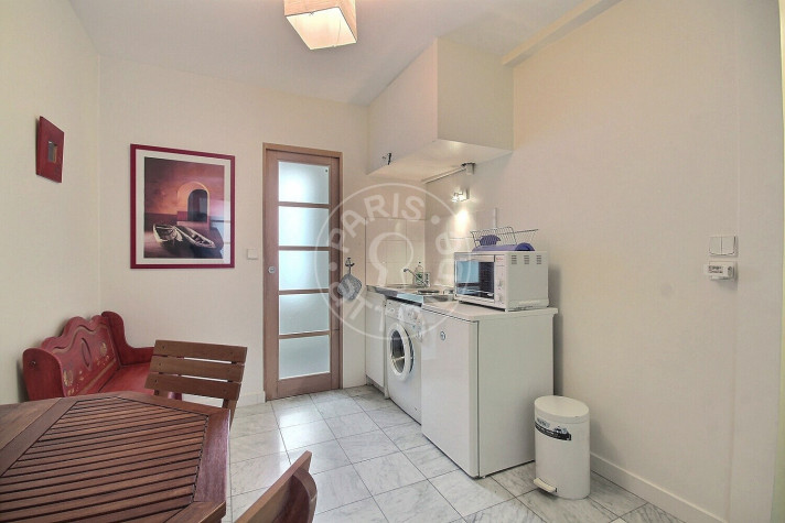 Voir la photo 1/5 du type apartment à Paris