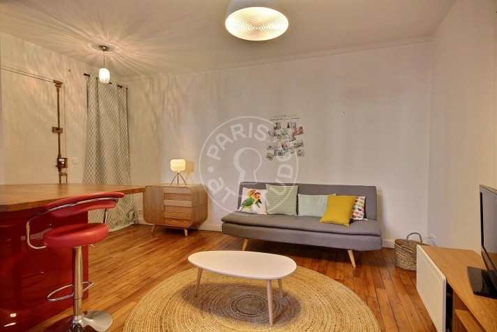 Voir la photo 1/5 du type apartment à Paris