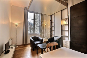 Studio à Paris