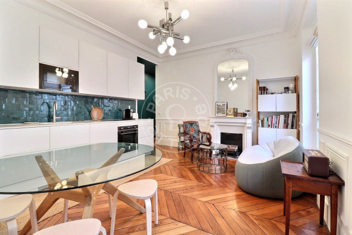 Voir la photo 1/5 du type apartment à Paris